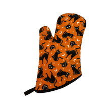Load image into Gallery viewer, Fright Cat Oven Mitt