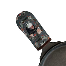 Load image into Gallery viewer, Goblincore Frogs Cast Iron Skillet Mitt