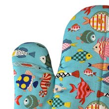Load image into Gallery viewer, Tropical Fish Oven Mitt