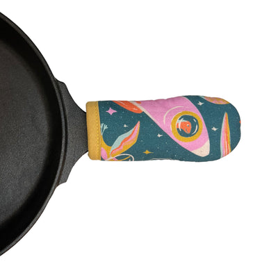 Galactic Dino Cast Iron Skillet Mitt