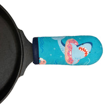 Load image into Gallery viewer, Shark Pool Party Cast Iron Skillet Mitt