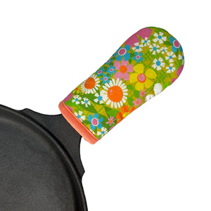 Groovy Garden Cast Iron Skillet Mitt