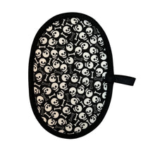 Load image into Gallery viewer, Skullicious Mini Pincher Mitt