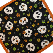 Load image into Gallery viewer, Skulls in Bloom Pot holder