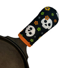 Load image into Gallery viewer, Skulls in Bloom Cast Iron Skillet Mitt