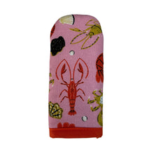 Load image into Gallery viewer, Shellfish Cast Iron Handle Mitt