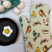 Load image into Gallery viewer, Birds Oven Mitt