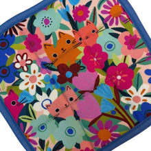 Load image into Gallery viewer, Garden Cats Pot Holder