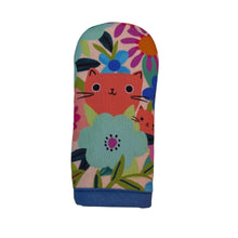 Load image into Gallery viewer, Garden Cats Cast Iron Skillet Mitt