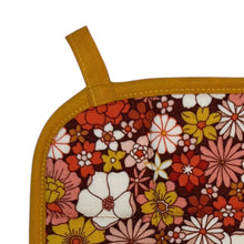 Load image into Gallery viewer, 70&#39;s Sunburst Pot Holder