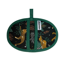 Load image into Gallery viewer, Leopard Mini Pincher Mitt