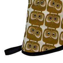 Load image into Gallery viewer, Gold Owls Oven Mitt