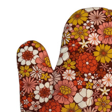 Load image into Gallery viewer, 70&#39;s Sunburst Oven Mitt