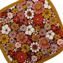 Load image into Gallery viewer, 70&#39;s Sunburst Pot Holder