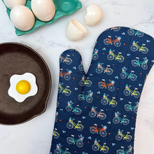 Load image into Gallery viewer, Bicycles Oven Mitt