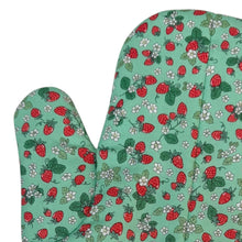 Load image into Gallery viewer, Strawberry Patch Oven Mitt