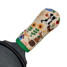 Load image into Gallery viewer, Farm Life Cast Iron Skillet Mitt