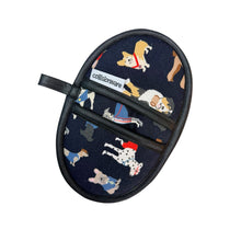 Load image into Gallery viewer, Pup Pack Mini Pincher Mitt