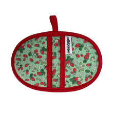 Load image into Gallery viewer, Strawberry Patch Mini Pincher Mitt