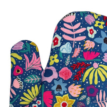 Load image into Gallery viewer, Super Bloom Oven Mitt