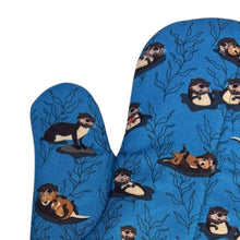 Load image into Gallery viewer, Otters Oven Mitt