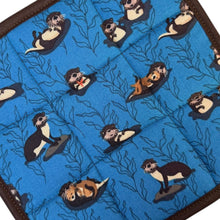 Load image into Gallery viewer, Otters Pot Holder