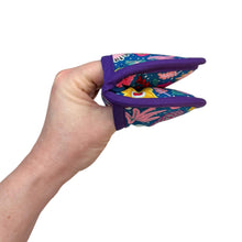 Load image into Gallery viewer, Super Bloom Mini Pincher Mitt