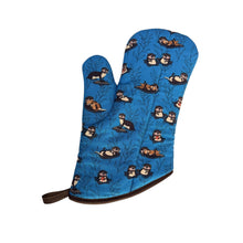 Load image into Gallery viewer, Otters Oven Mitt