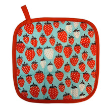 Load image into Gallery viewer, Strawberries Pot Holder