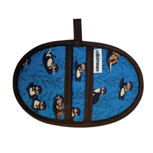 Load image into Gallery viewer, Otters Mini Pincher Mitt