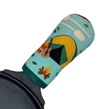 Load image into Gallery viewer, Camping Cast Iron Handle Mitt