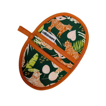 Load image into Gallery viewer, Jungle Tiger Mini Pincher Mitt