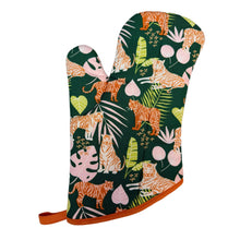 Load image into Gallery viewer, Jungle Tigers Oven Mitt