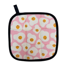 Load image into Gallery viewer, Fried Egg Pot Holder