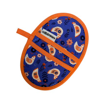 Load image into Gallery viewer, Folky Chicken Mini Pincher Mitt