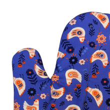 Load image into Gallery viewer, Folky Chicken Oven Mitt