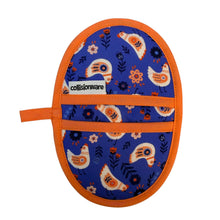 Load image into Gallery viewer, Folky Chicken Mini Pincher Mitt