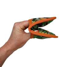 Load image into Gallery viewer, Dinosaurs Mini Pincher Mitt