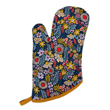 Load image into Gallery viewer, Petals in the Sun Oven Mitt