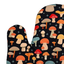 Load image into Gallery viewer, Mod Mushrooms Oven Mitt