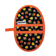 Load image into Gallery viewer, Strawberry Daze Mini Pincher Mitt