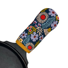 Load image into Gallery viewer, Petals in the Sun Cast Iron Handle Mitt