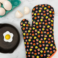 Load image into Gallery viewer, Strawberry Daze Oven Mitt