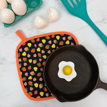 Load image into Gallery viewer, Strawberry Daze Pot Holder