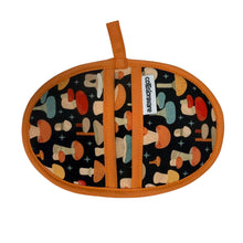 Load image into Gallery viewer, Mod Mushrooms Mini Pincher Mitt