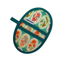 Load image into Gallery viewer, Flower Medallions Mini Pincher Mitt