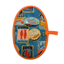 Load image into Gallery viewer, Sardines Mini Pincher Mitt