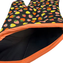 Load image into Gallery viewer, Strawberry Daze Oven Mitt