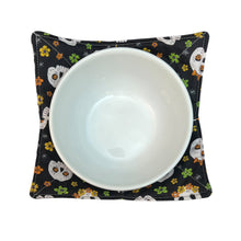 Load image into Gallery viewer, Skulls in Bloom Microwave Bowl Cozy