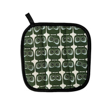 Load image into Gallery viewer, Green Owls Pot Holder